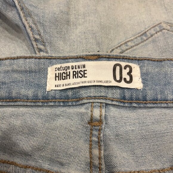 AMERICAN EAGLE Next Level Refuge High Rise Criss Cross Denim Shorts Size… - Picture 6 of 7